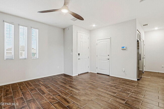 Building Photo - 14804 John McNeely Ave