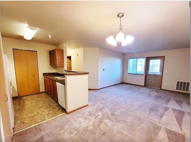 Building Photo - 1427 Morado Dr
