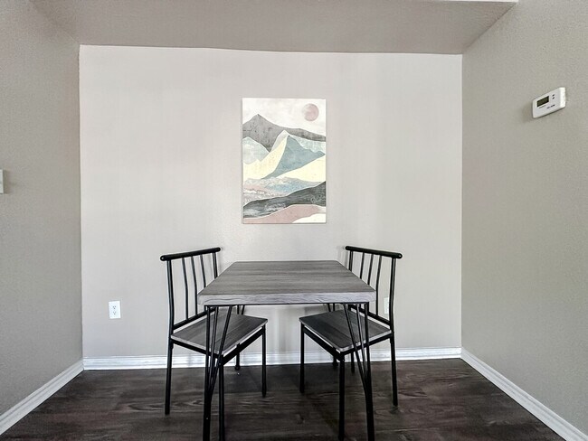 Building Photo - 6225 Saratoga Blvd