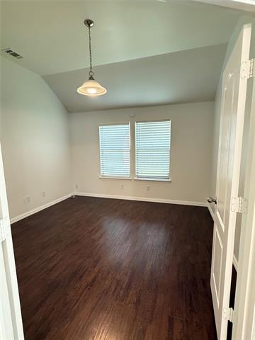 Building Photo - 8315 Summerset Dr