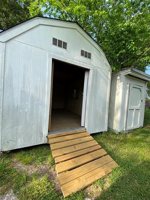 Building Photo - 8430 Churchville Dr