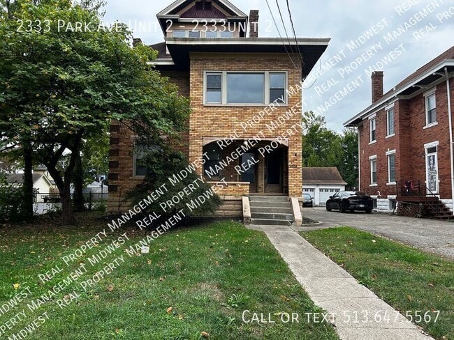 Primary Photo - 2333 Park Ave