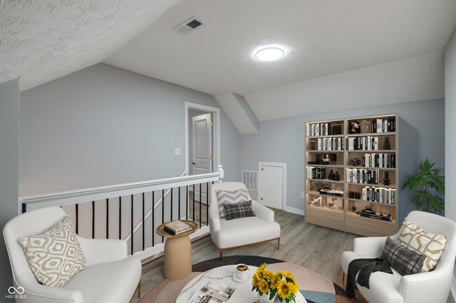 Building Photo - 2224 N Kenwood Ave