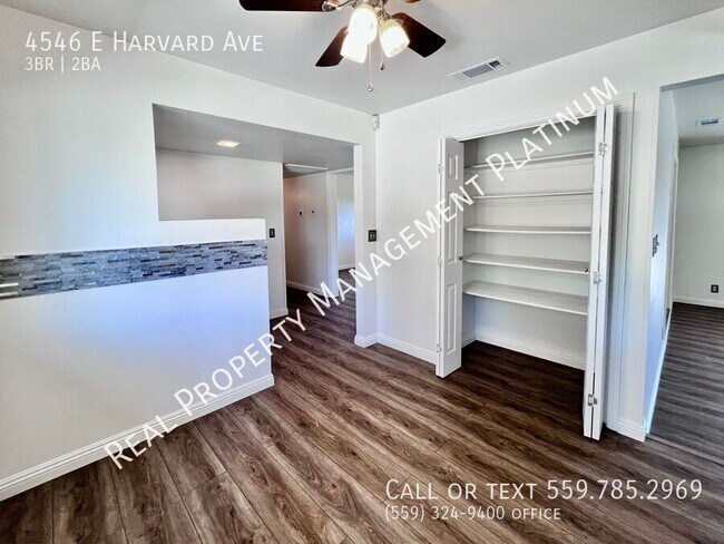 Building Photo - 4546 E Harvard Ave