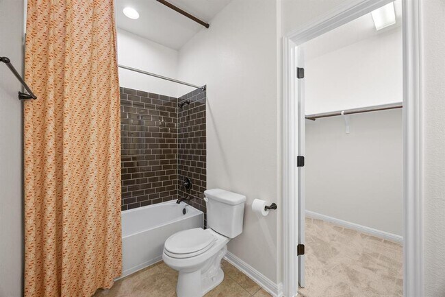 Building Photo - 7220 Wyoming Springs Dr