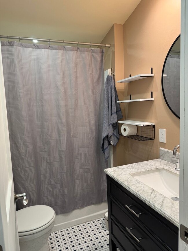 Building Photo - Charming Kalispell Home