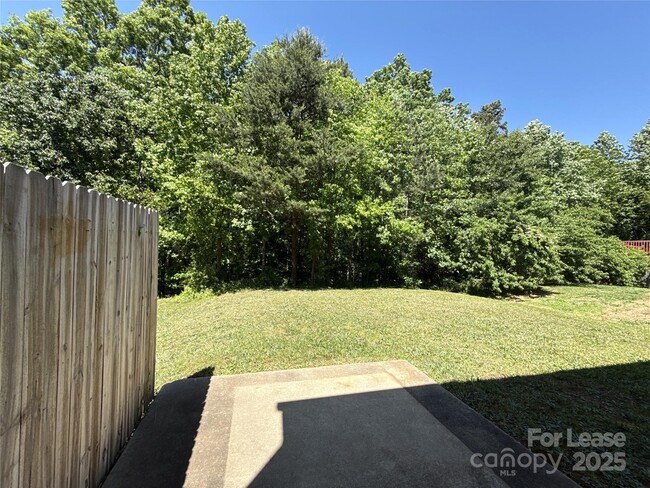 Building Photo - 5815 Kelden Walker Ln