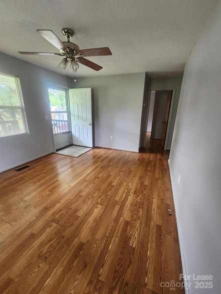 Building Photo - 5921 Princeton Ave
