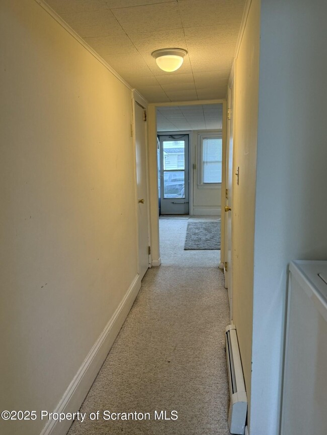 Building Photo - 204 Jackson St