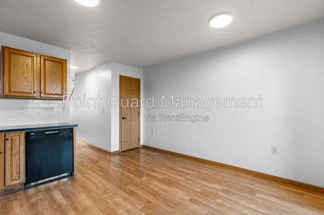 Building Photo - 2600 N Career Ave