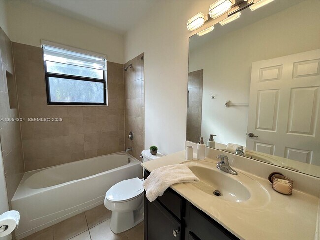 Building Photo - 15180 SW 119th Way