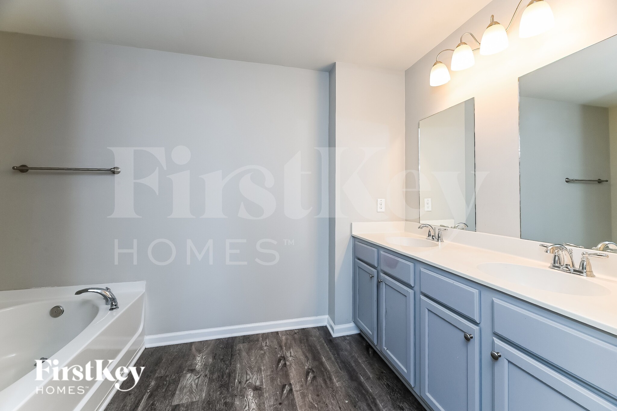 Building Photo - 301 Mincy St