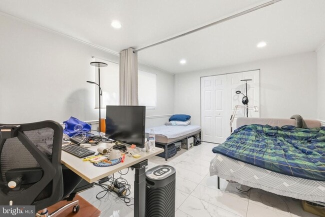 Building Photo - 7810 Kalorama Rd