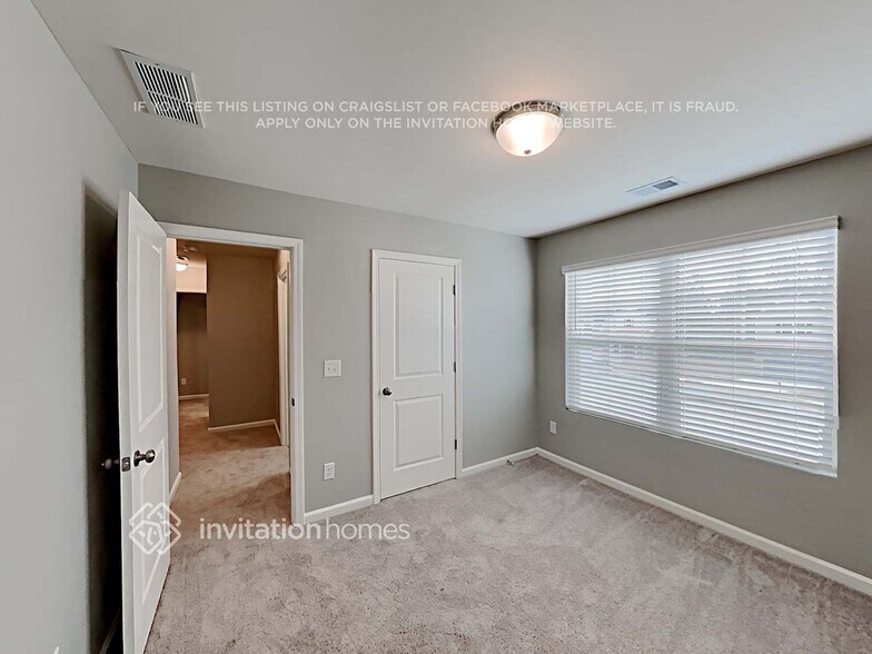 Building Photo - 235 N Fortune Way