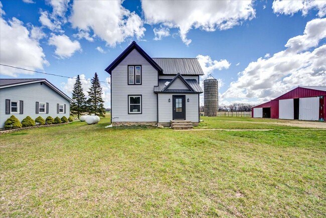 Building Photo - 34 N Union Rd