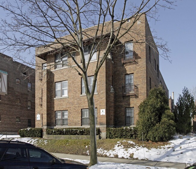 Building Photo - 2637 N Cramer St