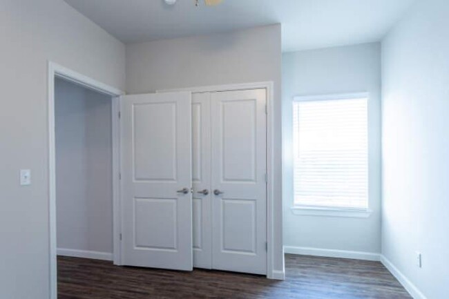 Building Photo - 2 bedroom in Austin TX 78724