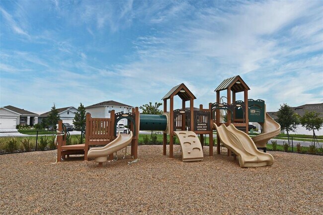 Building Photo - 1790 Southfork Dr