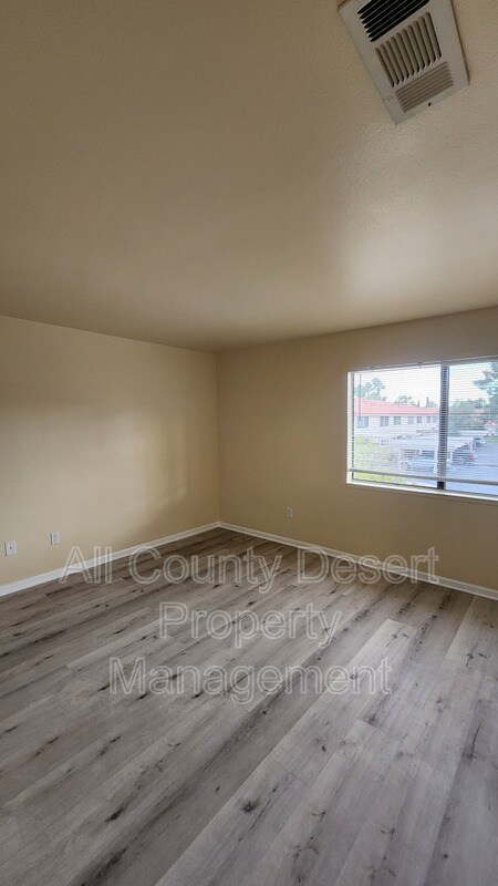 Building Photo - 5951 Montecito Dr