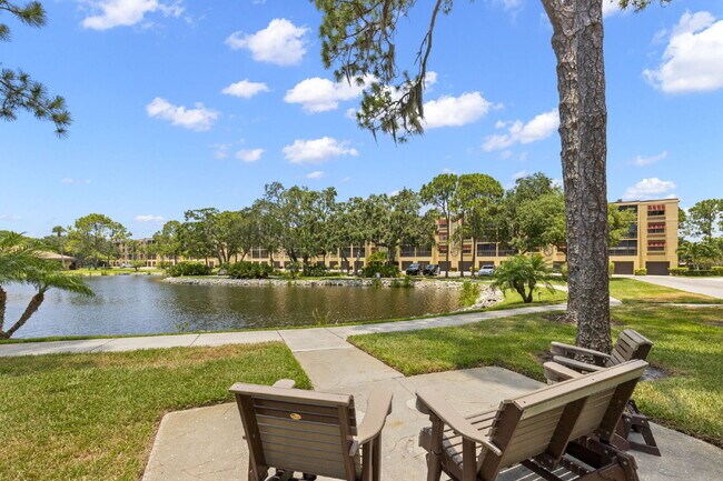 Building Photo - Beautiful Condo For Rent In St Petersburg!