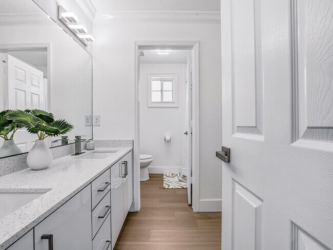 Building Photo - 11475 NW 94th Pl