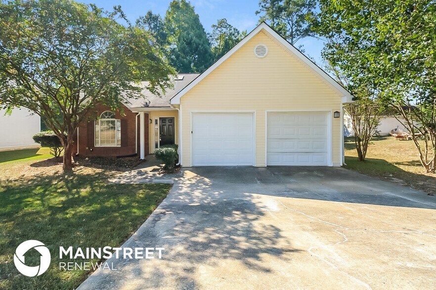 Primary Photo - 6695 Emerald Pointe Cir
