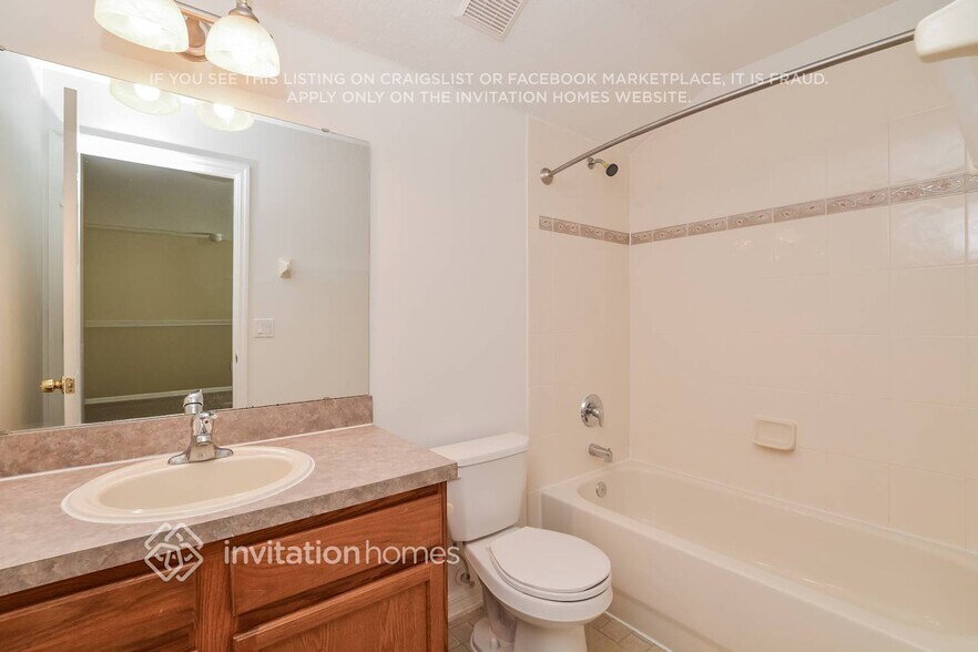 Building Photo - 14711 Sapodilla Dr