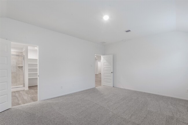 Building Photo - 7418 Elm Lndg Ln