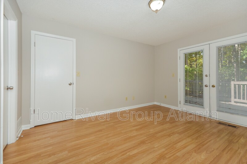 Building Photo - 3822 Nowlin Rd
