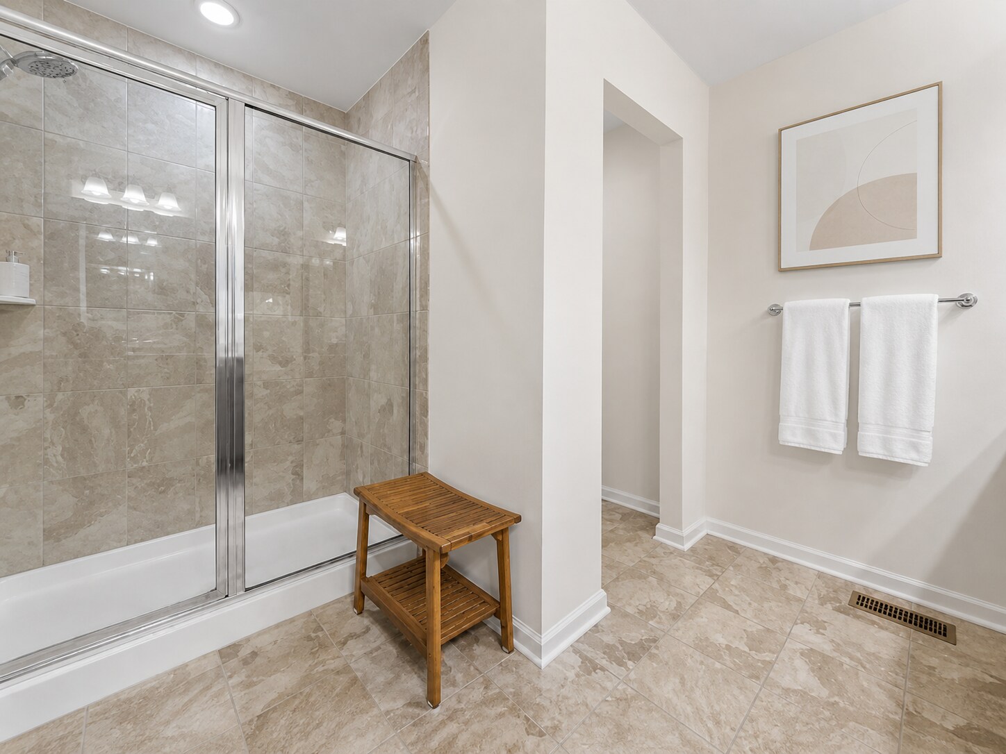Building Photo - 484 Rowan St
