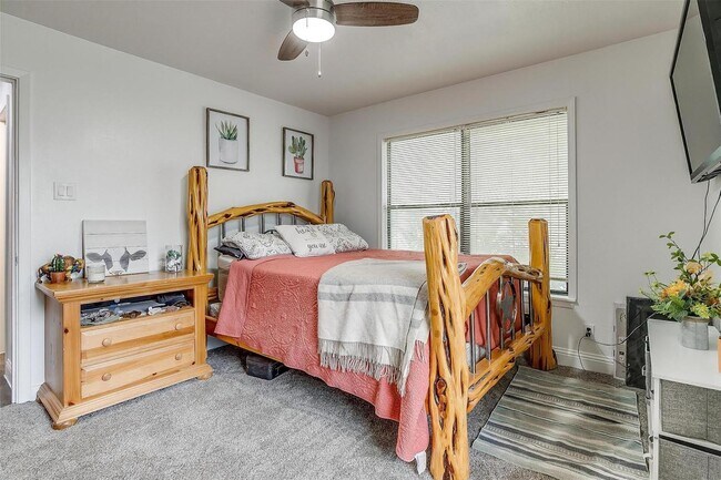 Building Photo - 8328 Tucson Trl