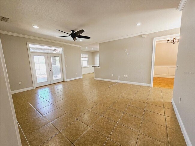 Building Photo - 1930 Saddlewood Ct