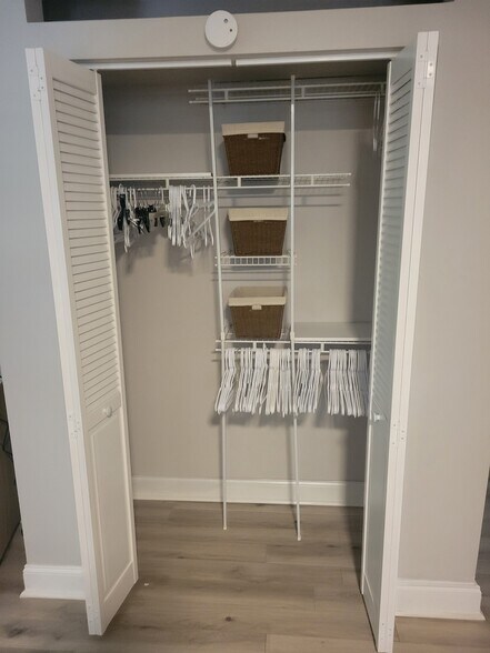 Closet #2 close up - 1503 20th St NW