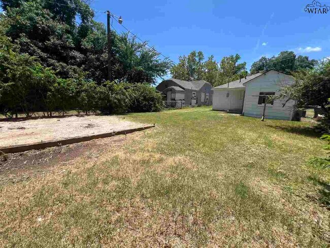 Building Photo - 1514 23rd St