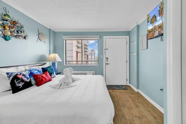 Building Photo - 2001 S Ocean Blvd