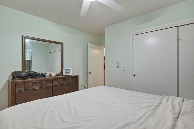 Building Photo - 3232 Paty Dr