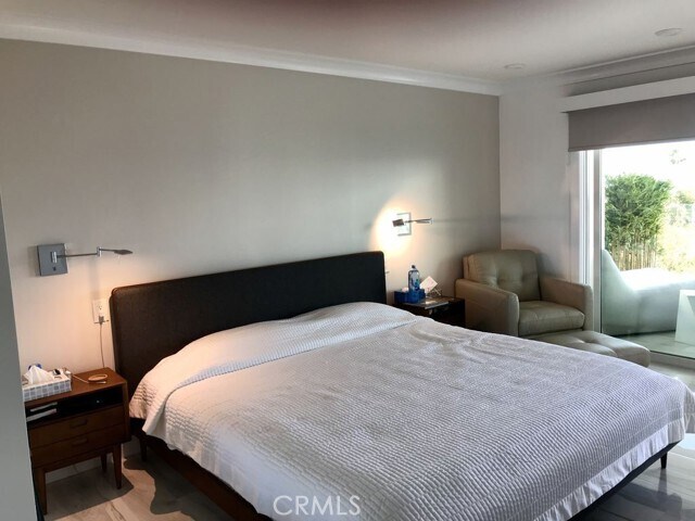 Building Photo - 16 N Stonington Rd