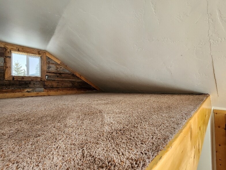 Building Photo - 146 Yonley