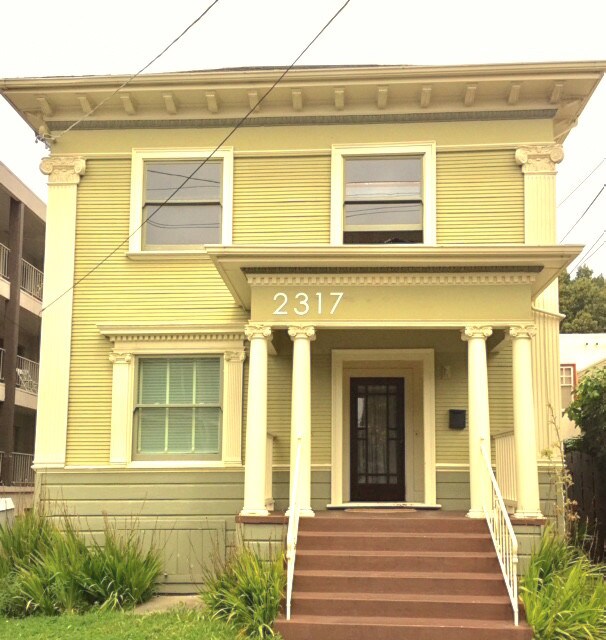 Primary Photo - 2317 Parker St