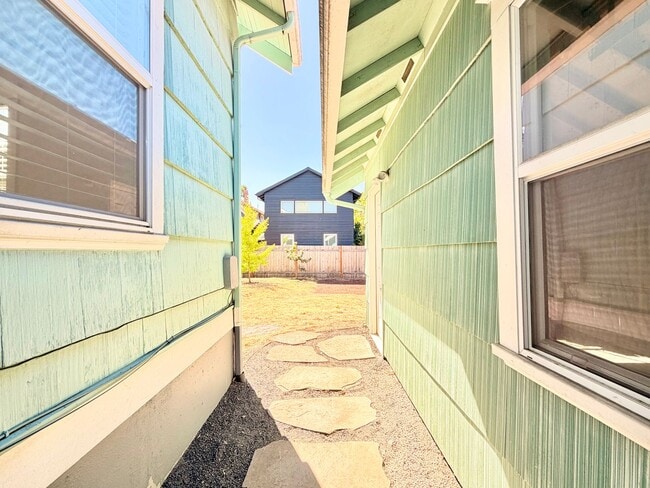 Building Photo - 2 Weeks Free! Charming Craftsman with Solar Savings, Hardwood Floors, and Private Backyard - Move...