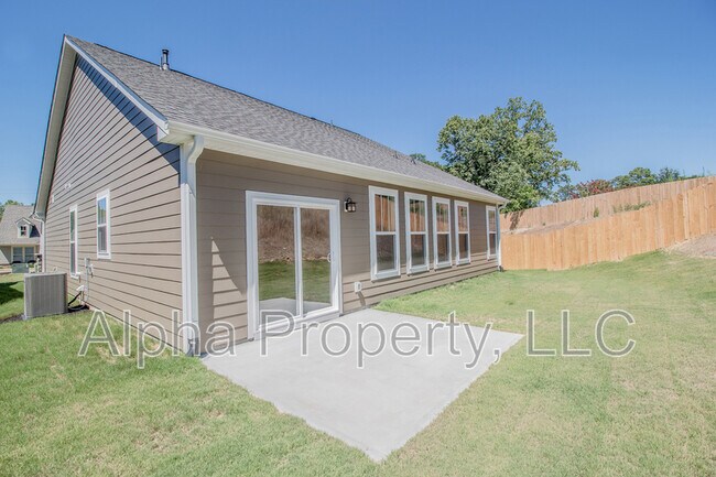 Building Photo - 316 Runion Lake Ct