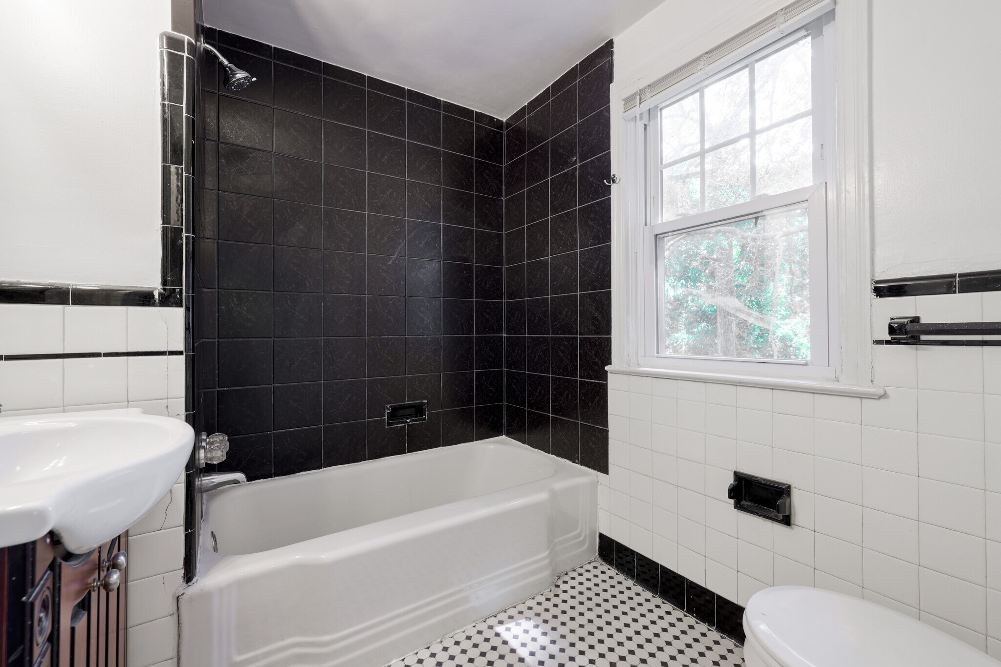 Building Photo - 4603 Guilford Pl