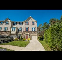 Building Photo - 18 Tavern Ln
