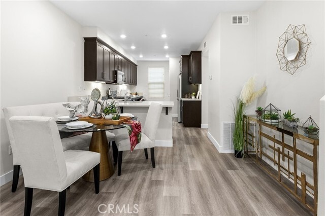 Building Photo - 67 Plateau