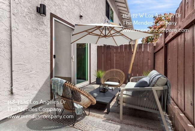 Building Photo - 468-72 W Los Angeles Dr