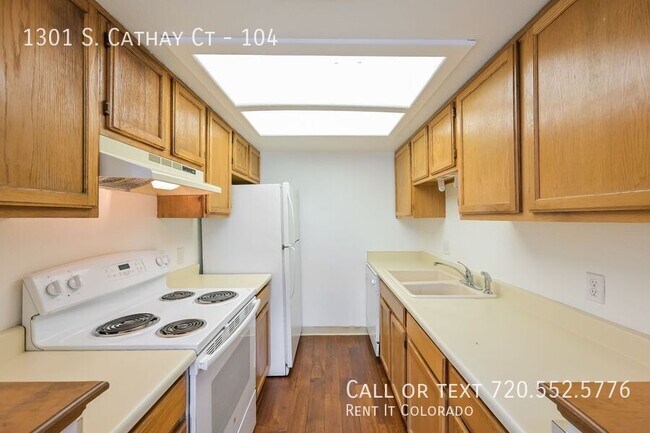 Building Photo - 1301 S Cathay Ct