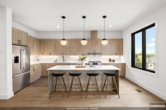 Building Photo - 240 Columbia Ave