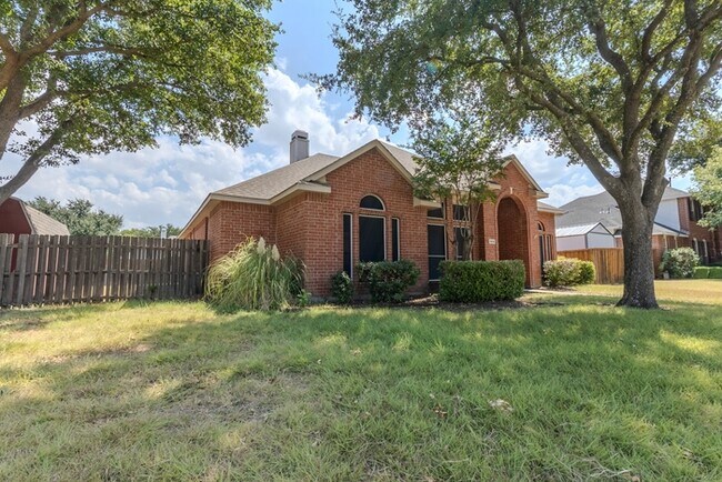 Building Photo - 7414 Westhaven Dr