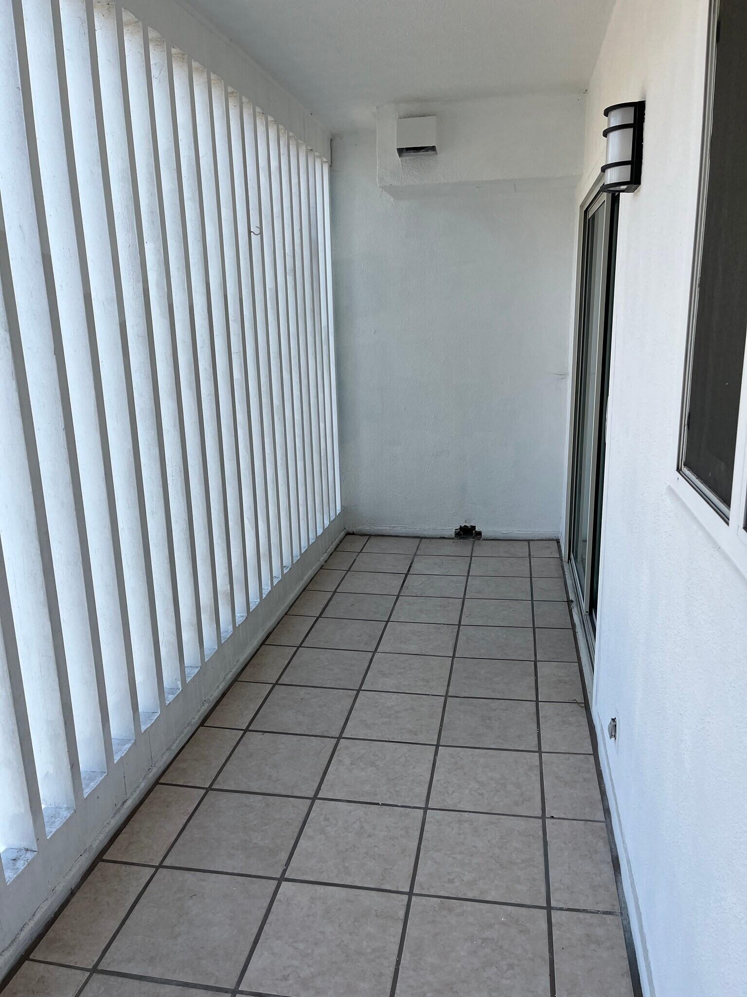 Building Photo - 8056 Redlands St