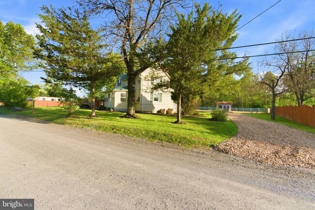 Building Photo - 34017 Welbourne Rd